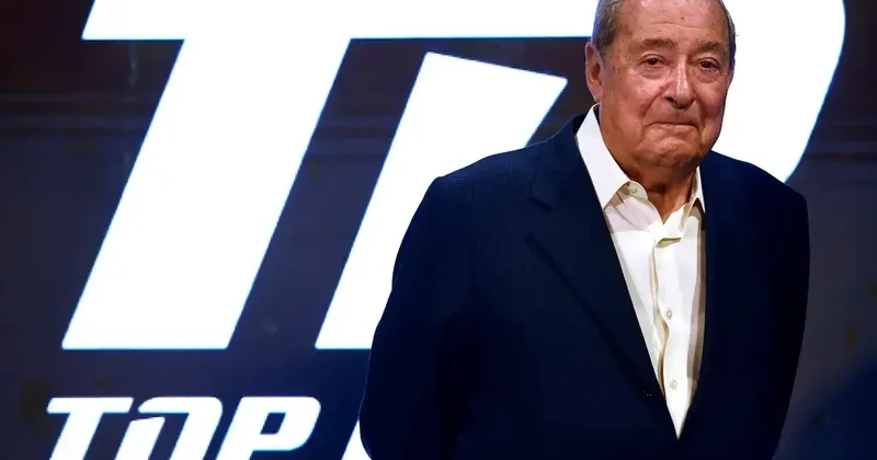 Bob Arum: Dana Uayt boksçuları qəpik quruş alan UFC döyüşçülərini gününə salmaq istəyir