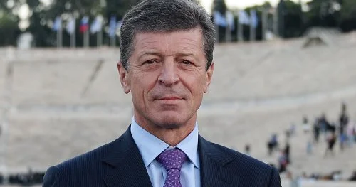 Putinin köhnə silahdaşı istefa verdi Kremldən ayrılır