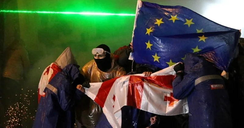 Папуашвили: Оппозиция хочет устроить в Грузии майдан Minval Politika