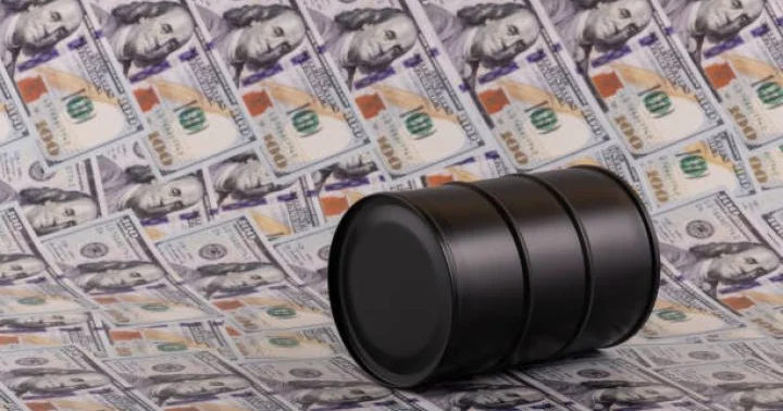 Mərkəzi Bank: Bu il xam neftin orta qiymət 13,3 dollar azalıb