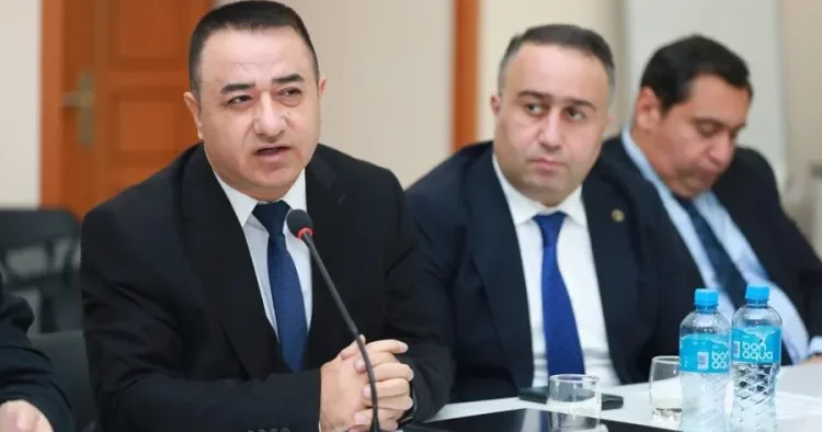 Kitablarda xüsusi maddi mədəni irs bölməsi yaradılsın Əfqan Vəliyev