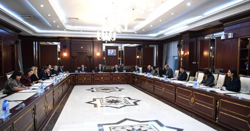 İnsan hüquqları komitəsinin iclası keçirilib