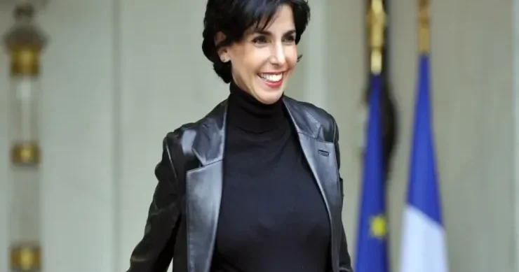 Fransalı nazir barədə araşdırma başladı