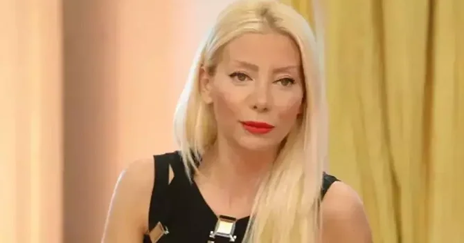 16 saatlıq əməliyyatdan çıxan modelyeri görənlər tanımadı