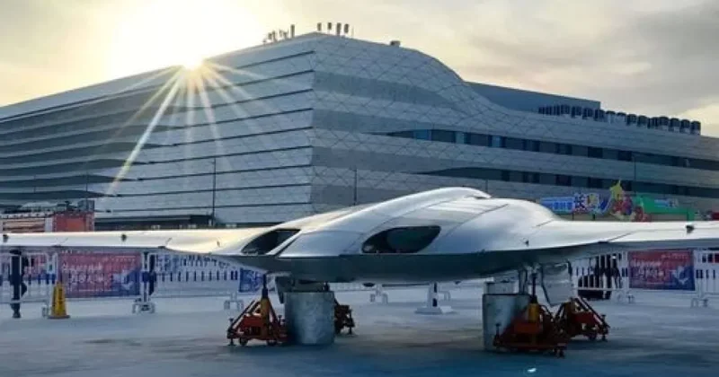 Китай показал экспериментальный стелс дрон