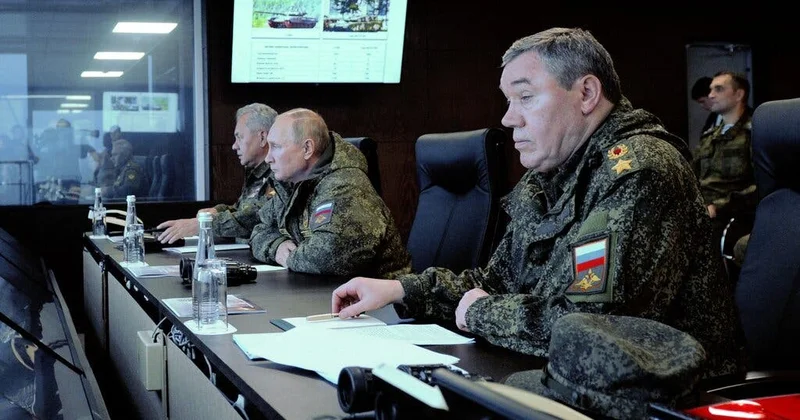 Peskov “Gerasimov haradadır?” sualına cavab verməyə məcbur olub...