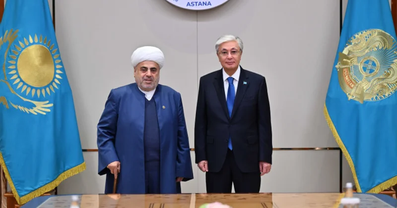 Qazaxıstan Prezidenti Allahşükür Paşazadəni qəbul edib