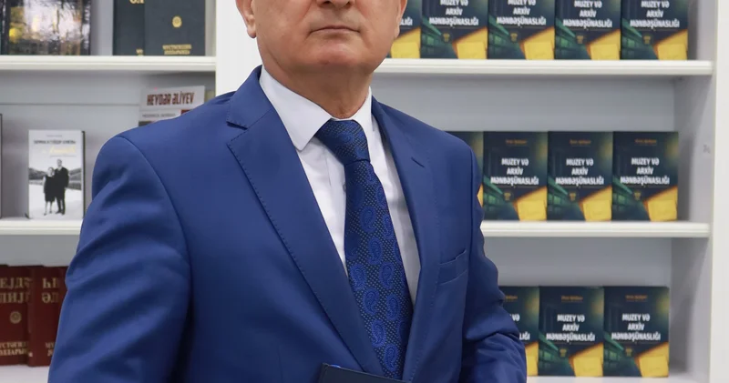 Oruc Quliyevin “Muzey və arxiv mənbəşünaslığı” adlı monoqrafiyası nəşr olunub