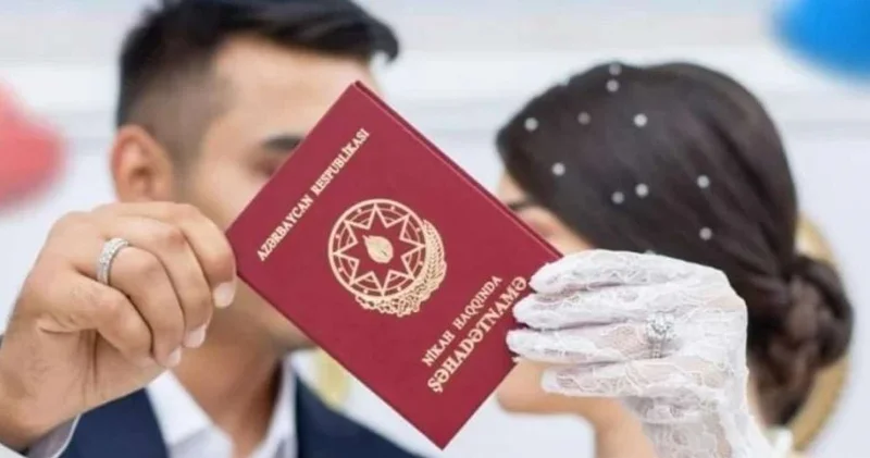 Nikah statistikası narahatlıq doğurur Sosioloq səbəbləri açıqladı