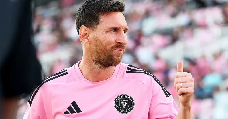 Messi tarix yazmağa davam edir 49 cu titul