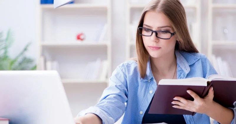 Universitetdə 4 il oxumağa ehtiyac varmı? Ekspert təhsilin 3 ilə endirilməsinin yolunu açıqladı