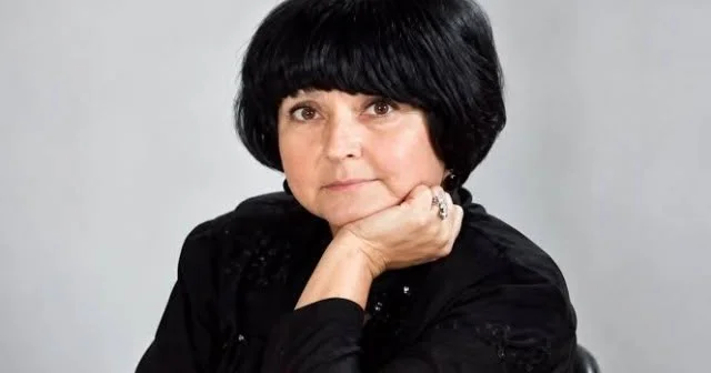 Alla Axundova dünyasını dəyişdi