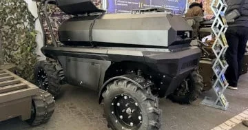 Zirehli MAUL robotları cəbhə xəttində işləyir...