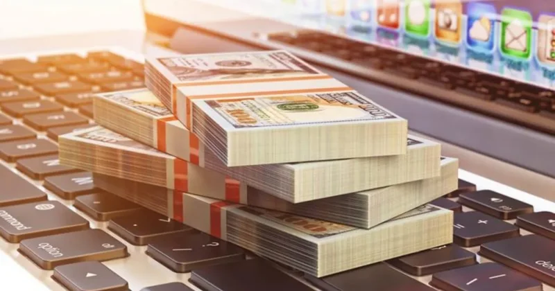 Heç kim 10 manat əvəzinə o qədər pul verməz İnternetdə asan qazanc təkliflərinin arxasında nə gizlənir? VİDEO