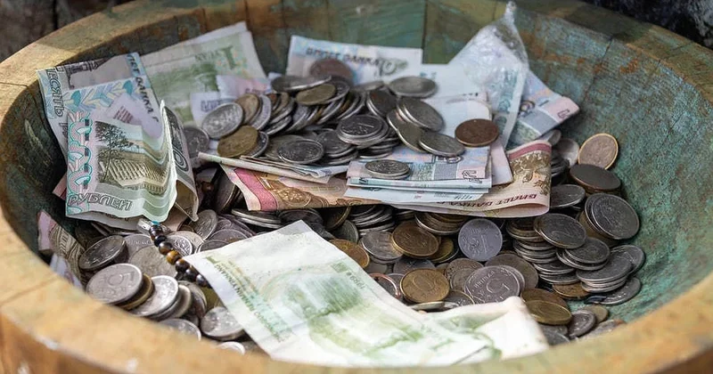 VTsİOM: Rusiyalıların 77% i hesab edir ki, xeyriyyəçiliklə hər kəs məşğul olmalıdır