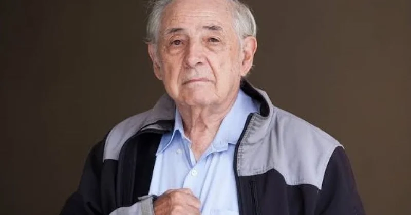 Bir şeyi aydın deyə bilmirsənsə, deməli, onu özün də başa düşmürsən... Con Syorl