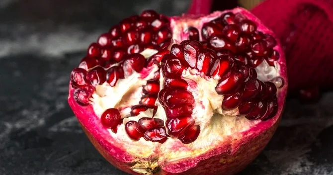 Niyə həkimlər hər gün nar şirəsi içməyi məsləhət görürlər?