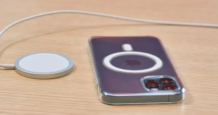 iPhone üçün ən vacib aksesuar: MagSafe nə üçün lazımdır?