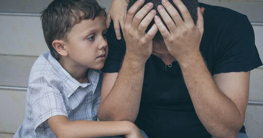 Azərbaycanda gəlin qaynatasından uşaq dünyaya gətirdi 7 il sonra həqiqət üzə çıxdı