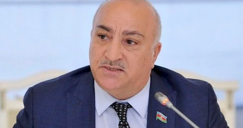 Tahir Kərimli: “Nazirlər, digər vəzifəli şəxslər Ramiz Mehdiyevi görəndə “farağat” komandasında dururdular” KONKRET