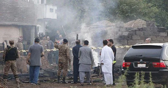 Pakistan Əfqanıstan sərhədində atəşkəs pozuldu 7 pakistanlı əsgər həyatını itirib