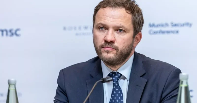 Глава МИД Эстонии посетит Азербайджан