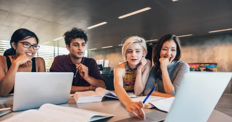 Gürcüstan universitetlərinə əcnəbilərin qəbulu qanunla tənzimlənəcək