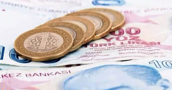 Türkiyə lirəsi tarixi minimuma enib