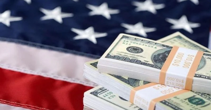 Дефицит бюджета США резко сократился