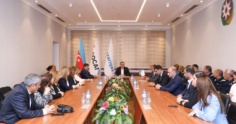 Əmək fəaliyyətində fərqlənən işçilərlə görüş keçirildi
