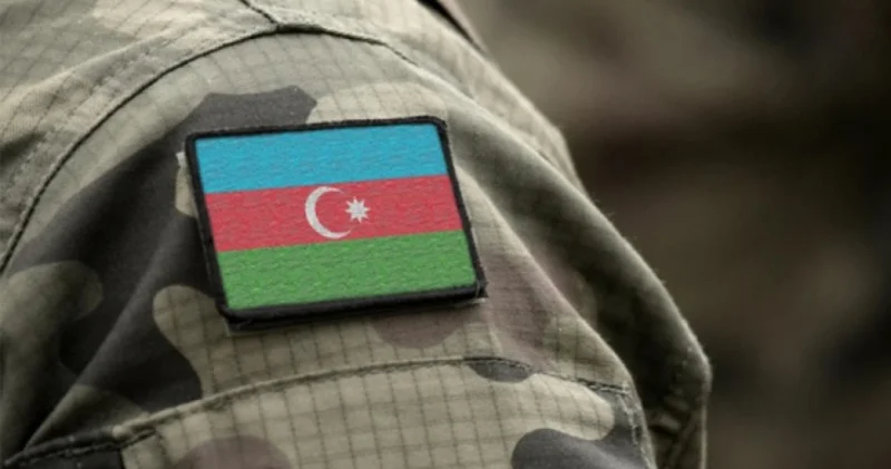 Ehtiyatda olan hərbi vəzifəlilərin təlim toplanışlarına çağırılması müddətləri dəyişdirilir
