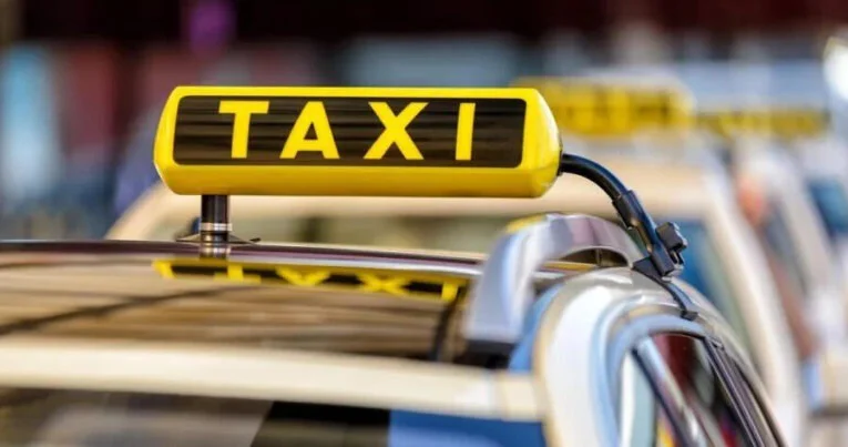 Taksi sürücüləri imtahan verəcək BU TARİXDƏ