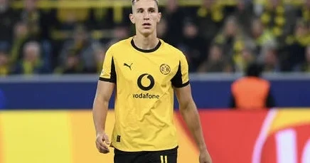 “Liverpul” Van Daykın əvəzləyicisini tapdı