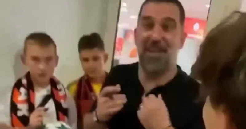 Arda Turan azyaşlı azarkeşə əsəbiləşdi Video