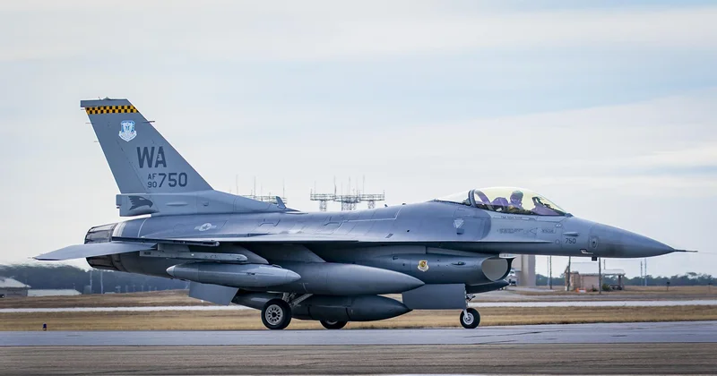 ​Bolqarıstanın ABŞ dən aldığı F 16 lar anqarda qalıb