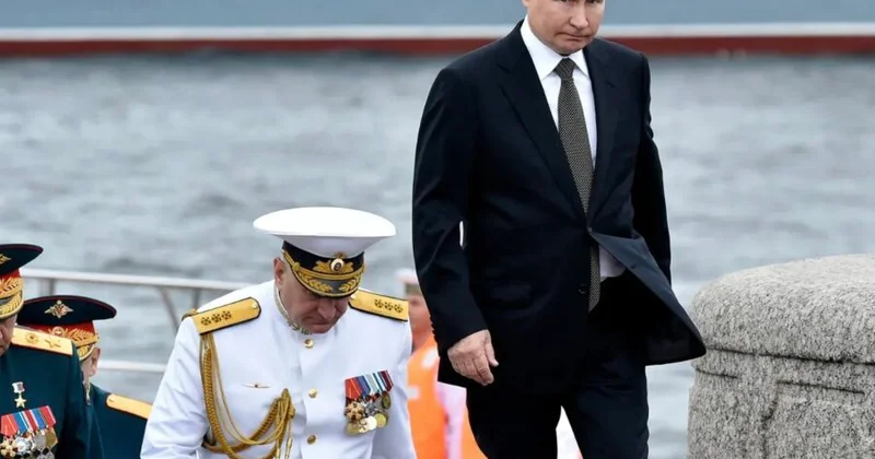 Putin Bakıya hərbi gəmi ilə gəldi: Mehdiyevi və “dostlarını” buna görə satdı ŞOK