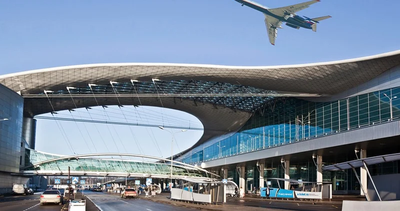 Ukrayna dronları Rusiya aeroportlarını iflic etdi