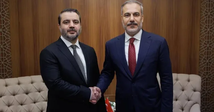 Hakan Fidan Şeybani ilə danışdı