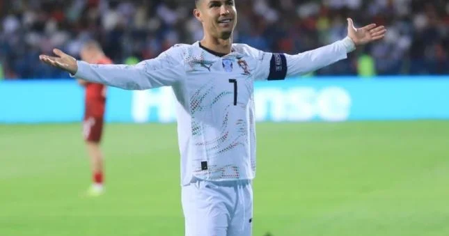 Ronaldo 2025 ci ilin ən çox qazanan futbolçusudur Siyahı