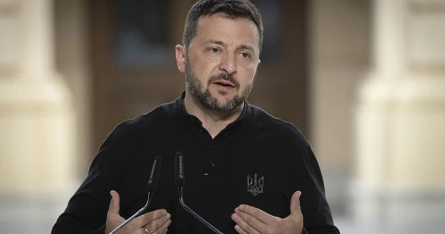 Zelenski Trampla görüşə gecikir