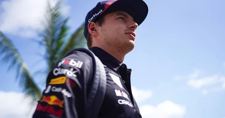 “Titul uğrunda mübarizə ədalətli olmur” Ferstappen “McLaren” barədə