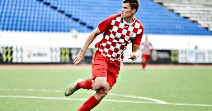 Tanınmış futbolçu faciəvi şəkildə öldü