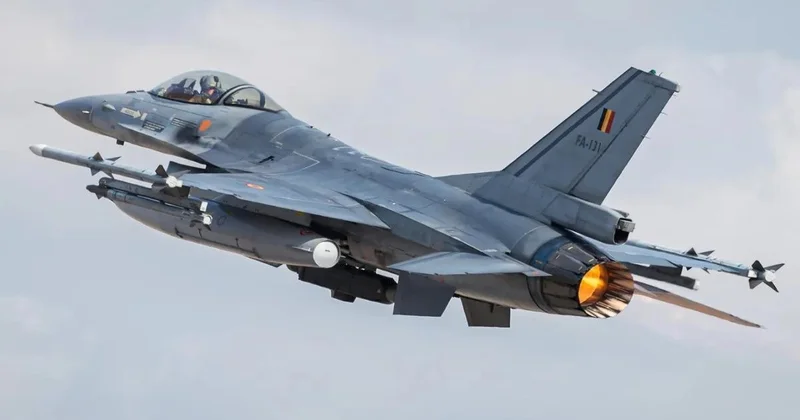 Rumıniya qırıcıları Qara dəniz üzərində iki Rusiya dronunu vurub