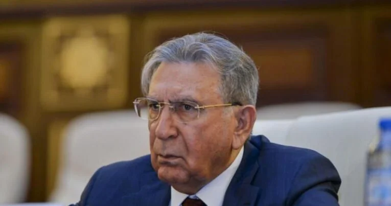 Ramiz Mehdiyevin dövlət təltiflərindən məhrum edilməsini zəruridir, çünki....