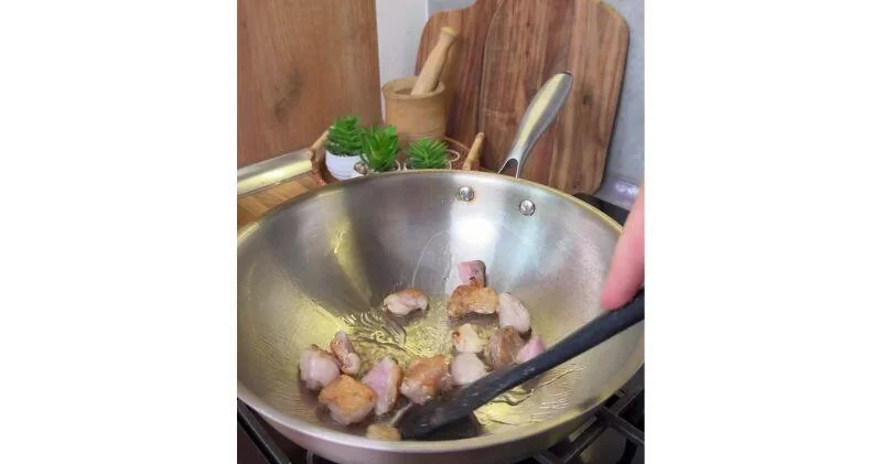 Рецепт вкусного свекольного салата от coookholic ВИДЕО