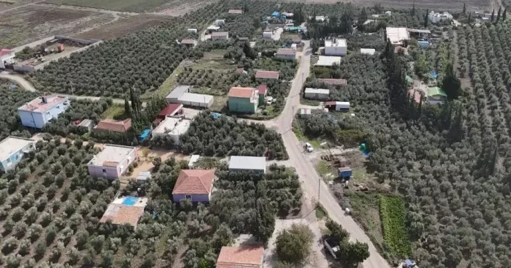 Bu məhəllədə hamının soyadı eynidir