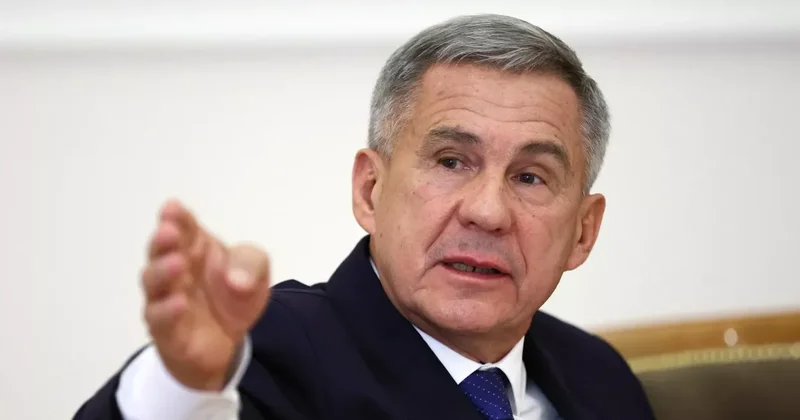 Глава Татарстана посоветовал индийским гостям увезти с собой татарок