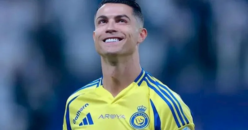 Ronaldo yeni mineral su brendi yaradır 10 milyon avro sərmayə qoyacaq