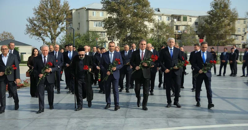 Gəncədə mülki şəhidlərin xatirəsi yad edildi Fotolar