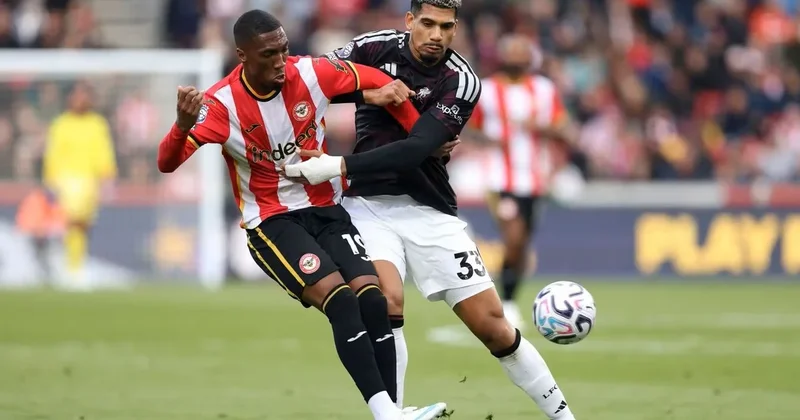 Liverpul doqquz nəfərlə qalan Brentford u məğlub etdi